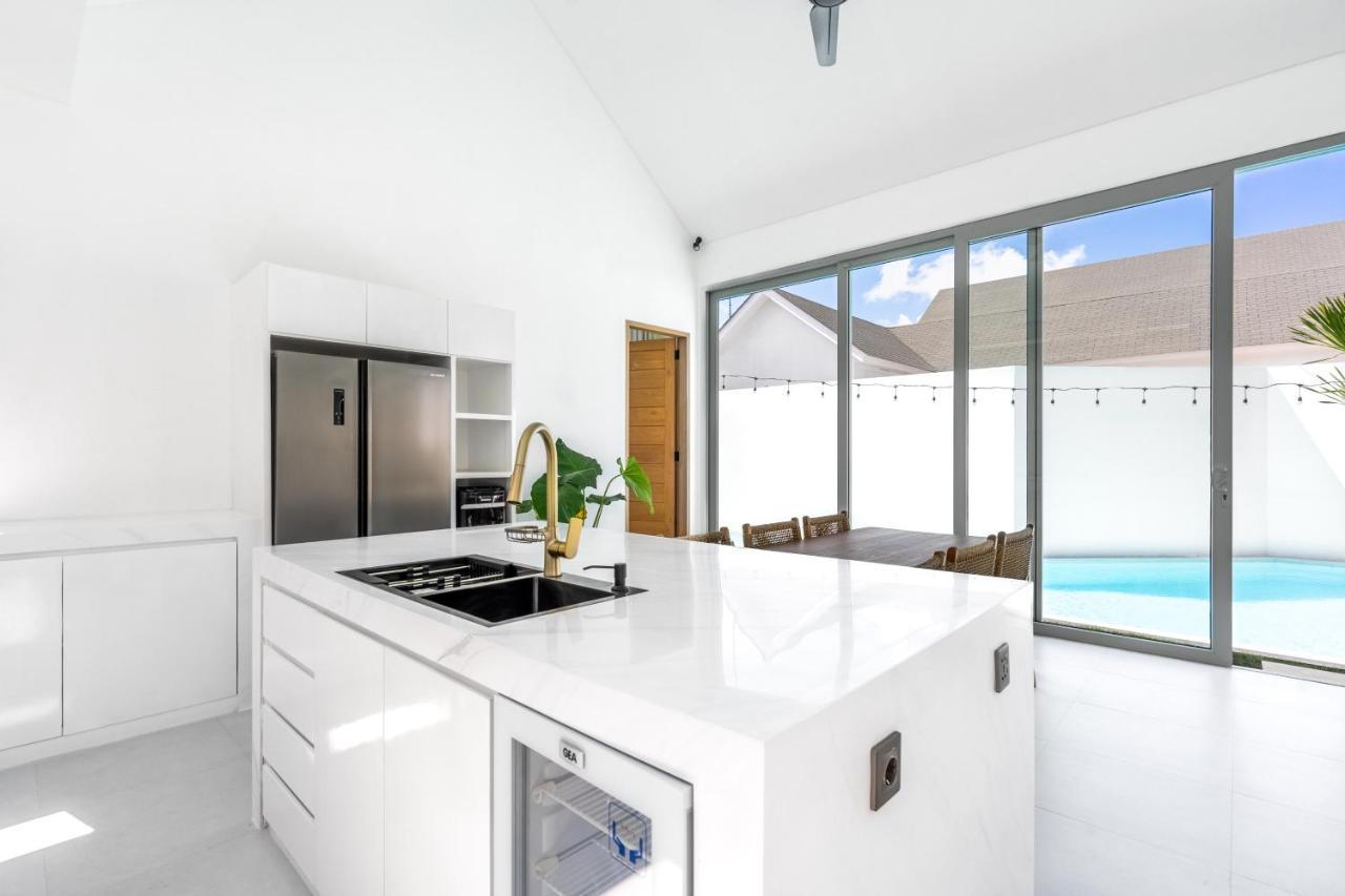 Casa Blanca Villa By Betterplace Улувату Экстерьер фото