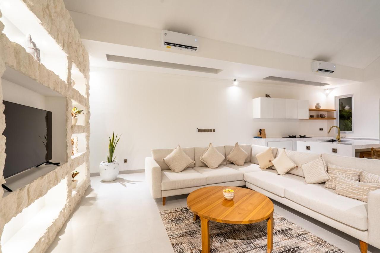 Casa Blanca Villa By Betterplace Улувату Экстерьер фото